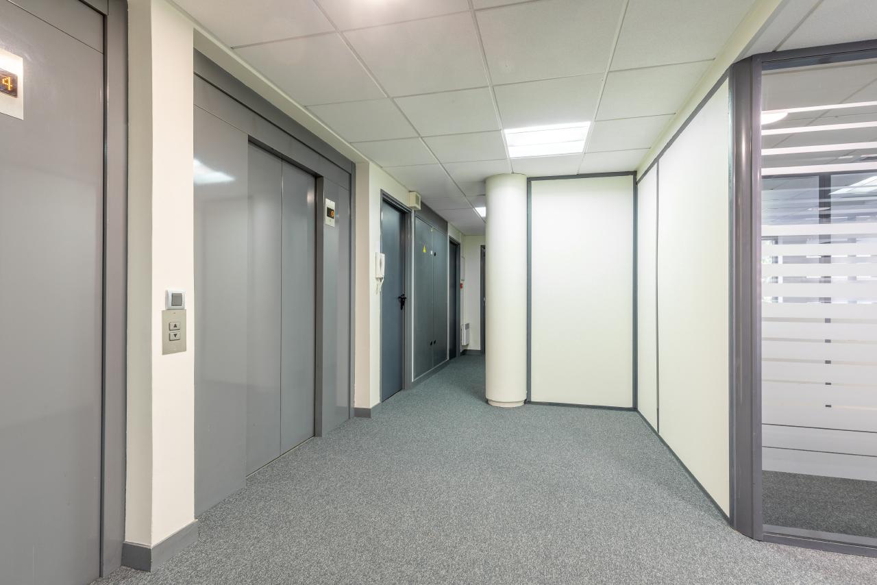 Bureau Issy-les-Moulineaux 170m² Location bureau Issy-les-Moulineaux Hauts-de-Seine OLBUR2104612 10